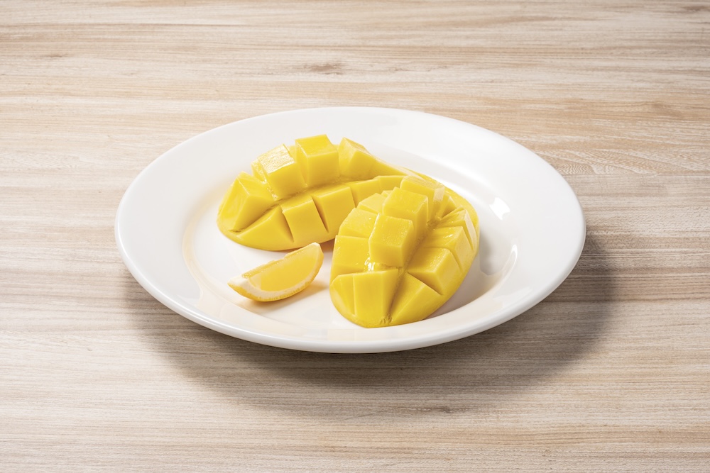 「季節のフルーツ～タイマンゴー」税込み979円