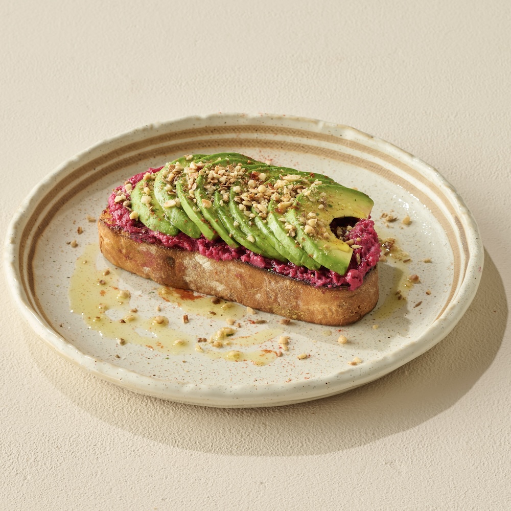 「ビーツ&フムス　アボカド＆デュカ」税込み780円