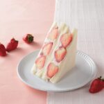 3月10日より発売中の「ICHIBIKO 苺&ホイップサンド〜苺果肉入りホイップクリーム使用〜」税込み497円