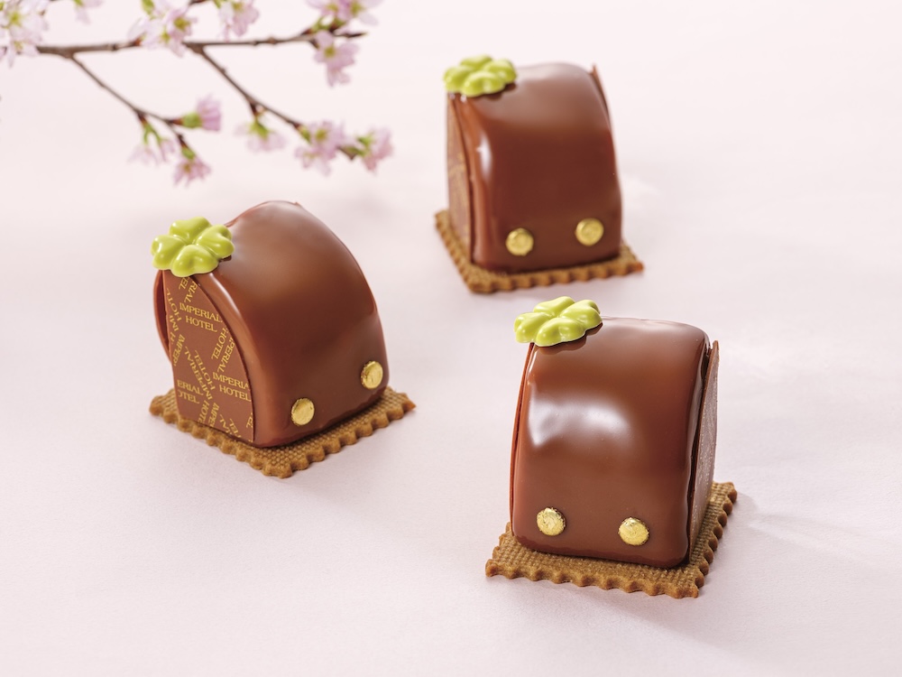 「ランドセル」税込み1,512円