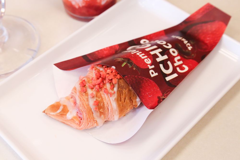 「プレミアム ICHIGO チョコクロ」1個・税込み390円