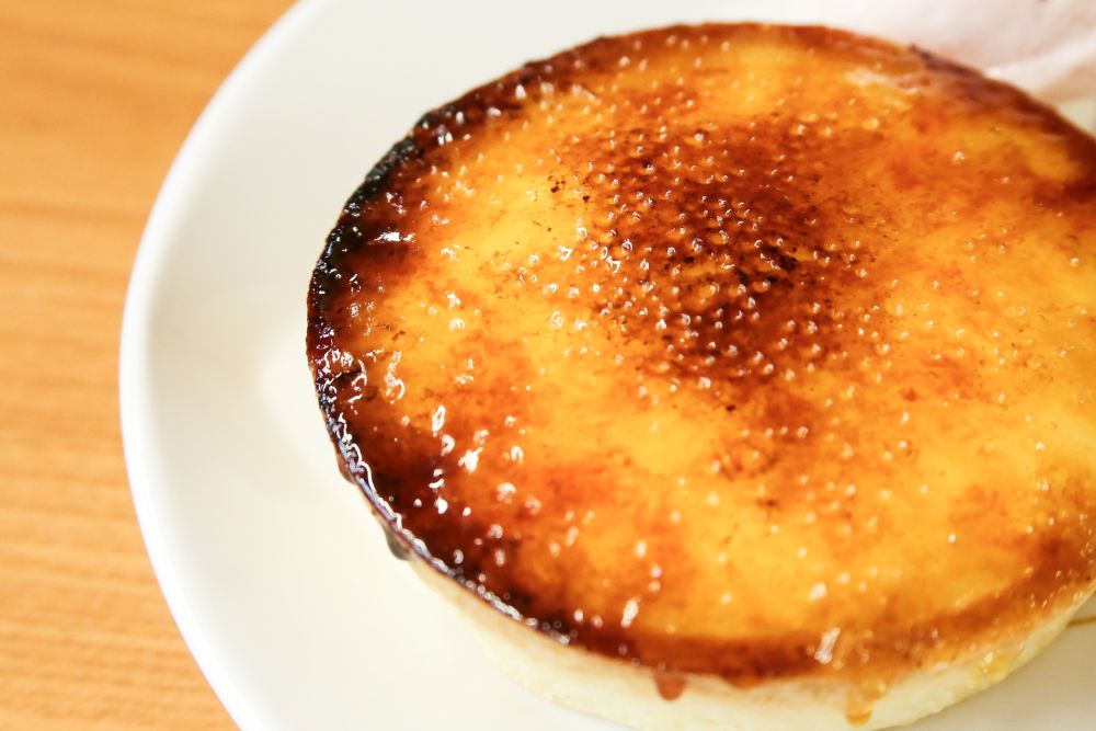 「とろけるブリュレタルト」税込み480円