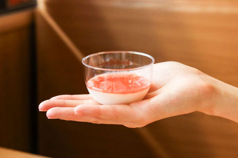 「豆乳ぷりん（いちごソース）」税込み120円