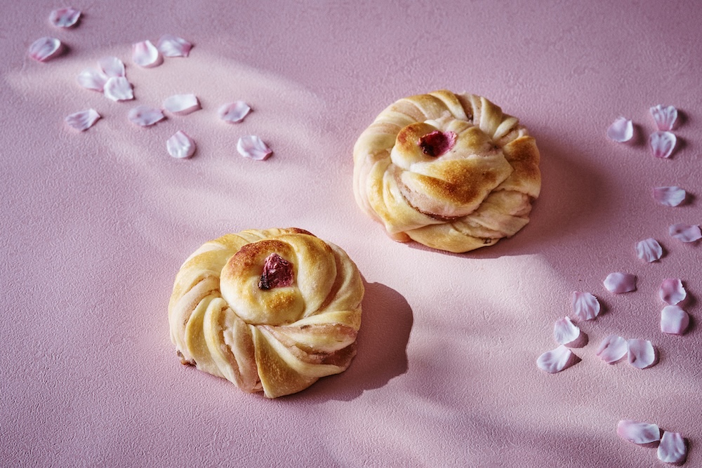 「桜花あんぱん」1個・税込み400円