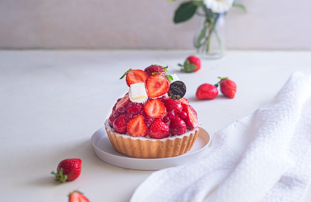 「あまおうとホワイト生チョコのショコラブランクリームタルト」イメージ