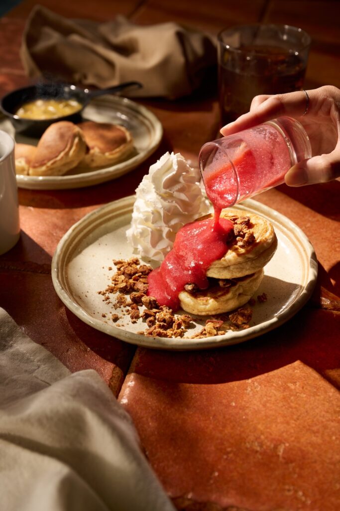 「ストロベリーソースパンケーキ」税込み780円