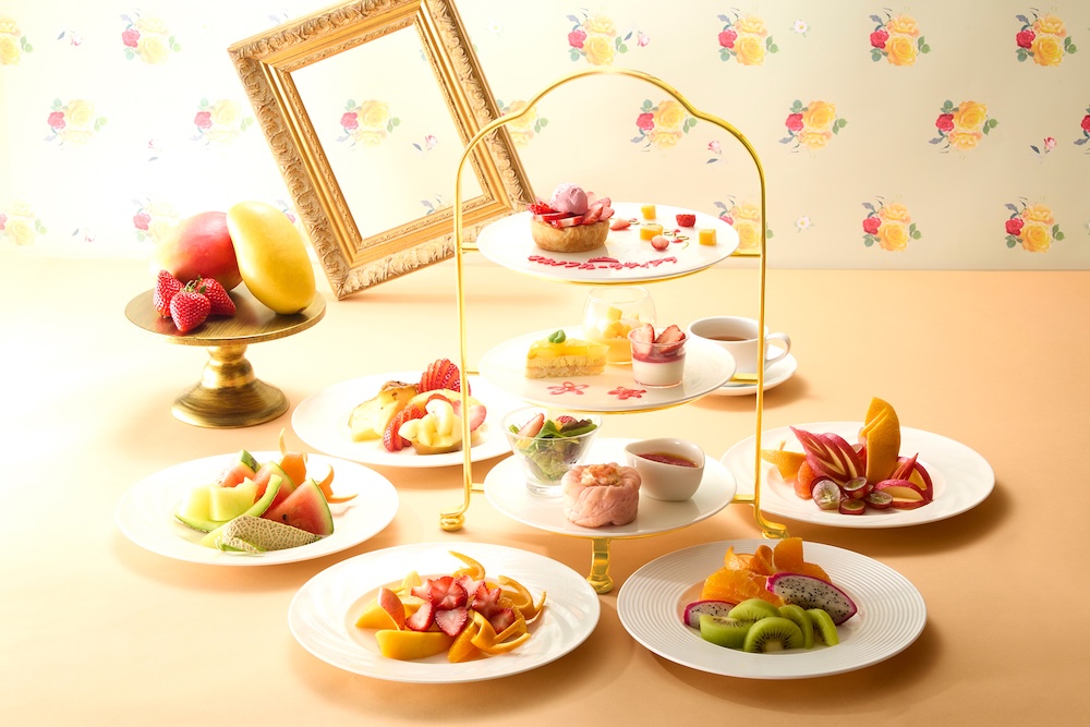 「タカノフルーツティアラ　苺と柑橘～春、果実、香る～」イメージ