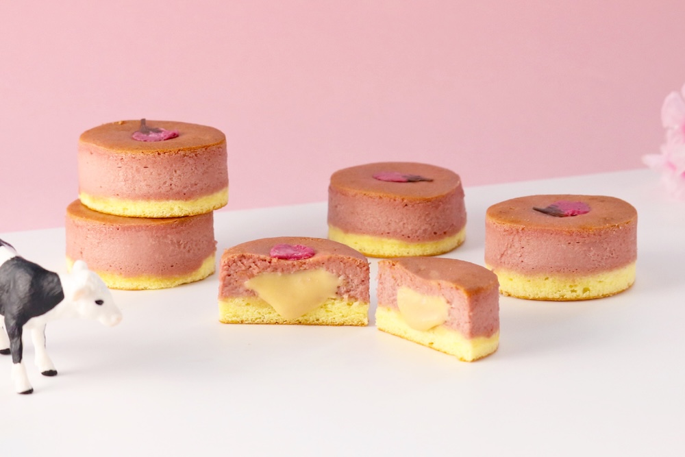 「あさぎりスフレチーズケーキ〈さくら〉」税込み432円