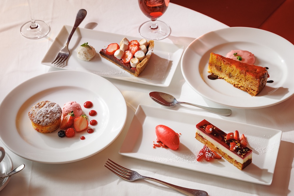 ルバーブを使った春季デザートのイメージ