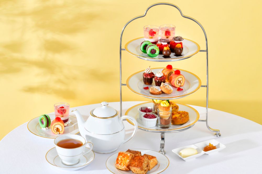 「薔薇のアフタヌーンティー」イメージ