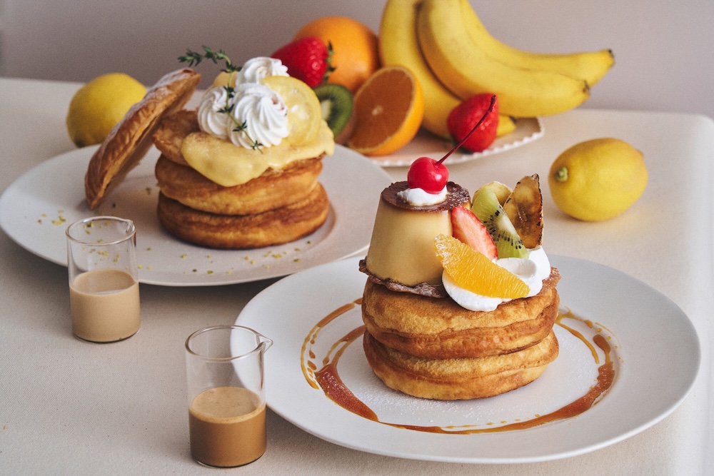 「プリンアラモードパンケーキ 黒糖ミルクティーキャラメルソース」税込み1,760円