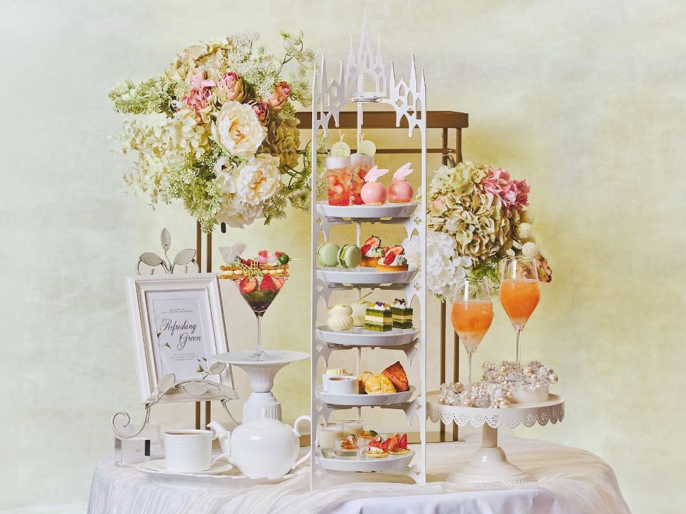 「青山 セントグレース大聖堂」にて販売される「初夏のいちごと抹茶アフタヌーンティー」イメージ