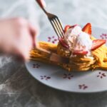 「桜舞う蜜芋モンブランパンケーキ」税込み1,980円