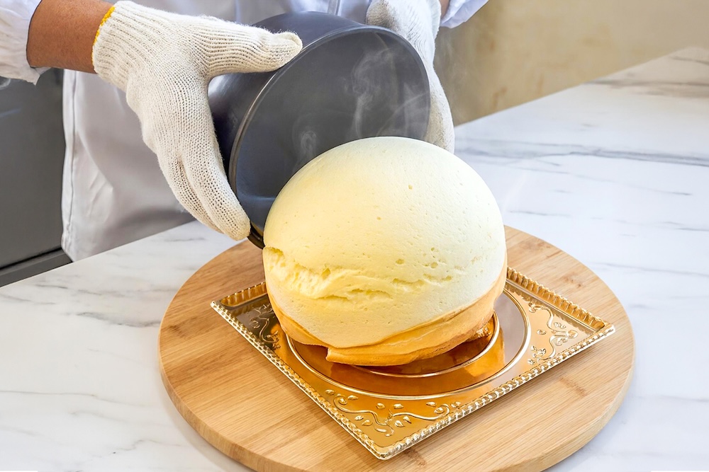 「焼きたてチーズズコットケーキ」イメージ