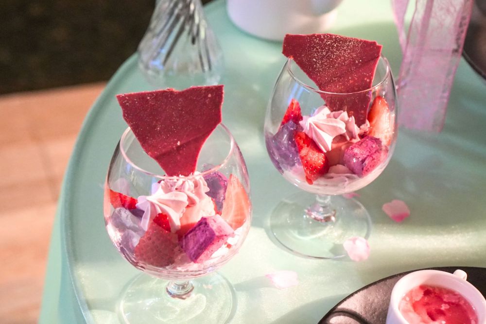 「春色アフタヌーンティーセット～桜と苺～」イメージ