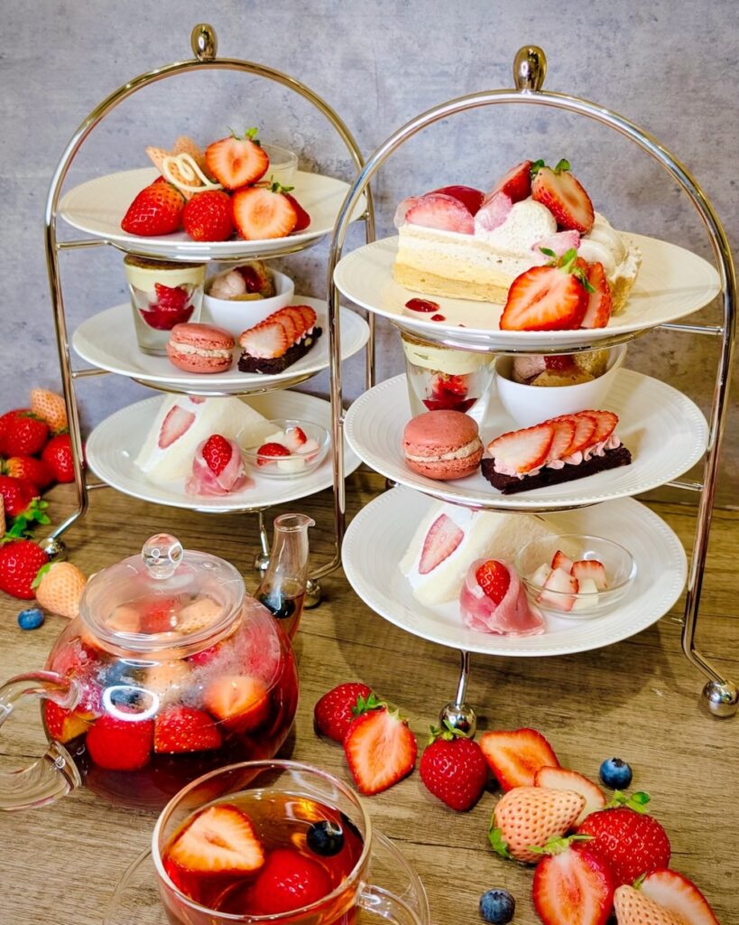 「果物屋さんのストロベリー・アフタヌーンティ」イメージ