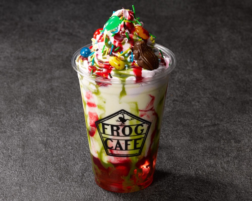 「フロッグカフェ」で販売される「『ぜーんぶちょうだい』ミルクシェイク」税込み950円