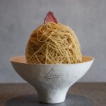 「モンブランソフト～綾～国産苺」イートイン・税込み1,980円（ペアリングドリンク付き）、テイクアウト・税込み1,500円