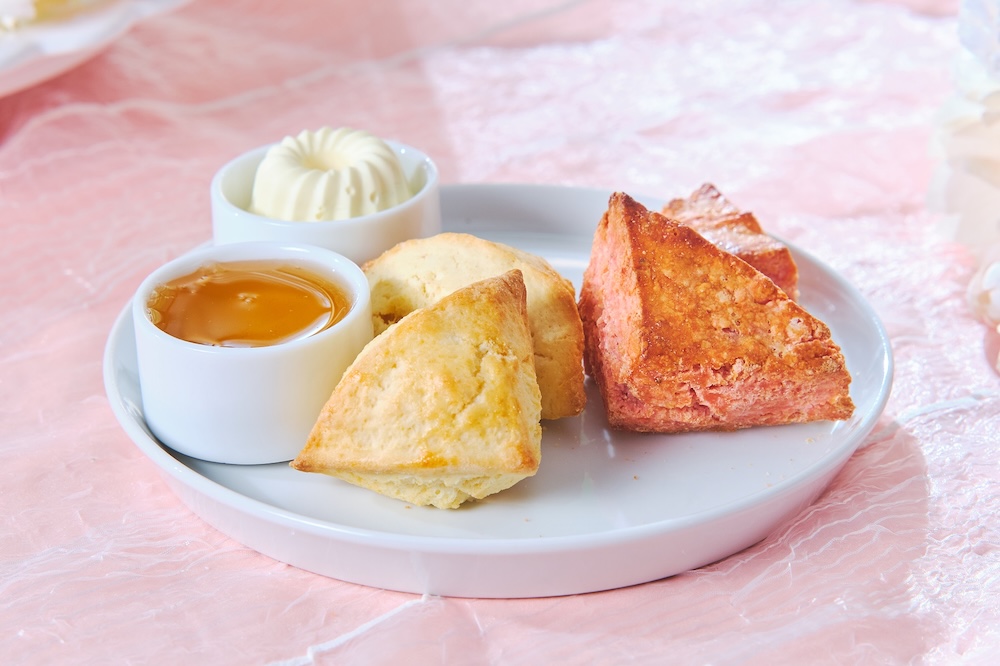 「桜色のストロベリーアフタヌーンティー」イメージ