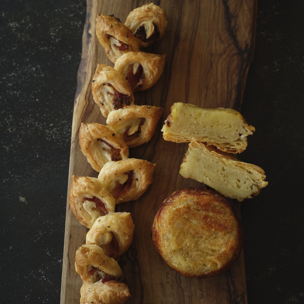 「冷凍パイシートで作るお菓子とおつまみ」イメージ