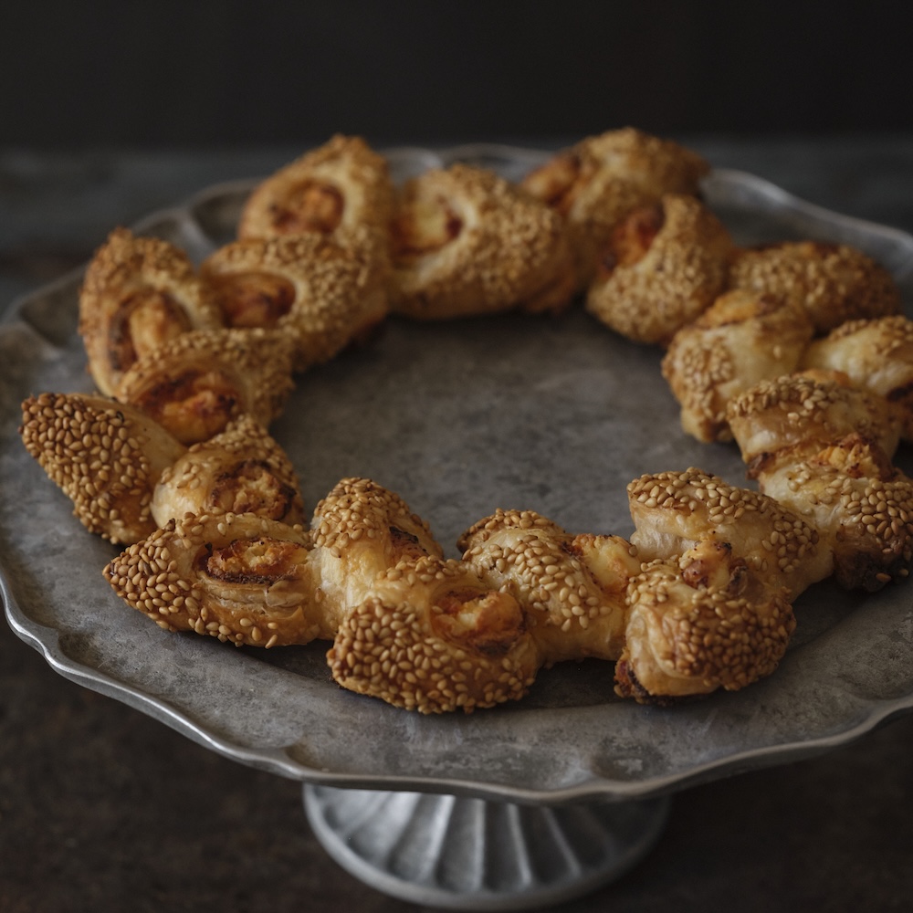 「冷凍パイシートで作るお菓子とおつまみ」イメージ