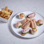 「お花見ナイトハイティー」税込み9,400円〜（サービス料含む）