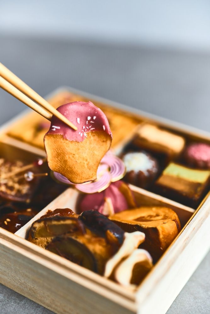 「蜜芋尽くしのスイーツお重箱〜桜霞〜」税込み7,980円