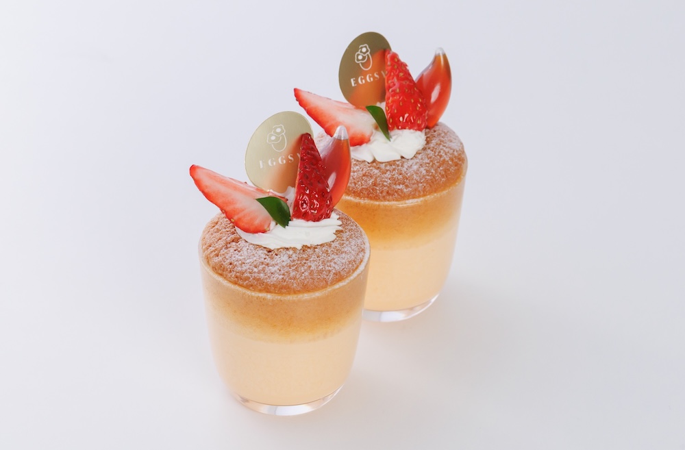 「エグジー」の阪神梅田本店限定「カステラぷりん〈いちご〉」864円