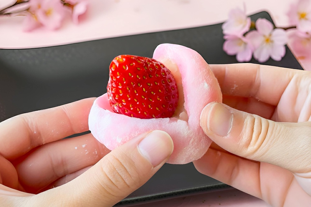 「大きな苺大福」税込み250円