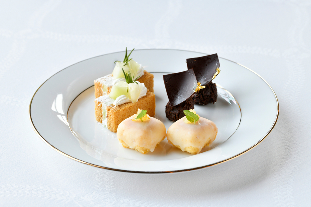 「初夏のフェニックスアフタヌーンティー」イメージ