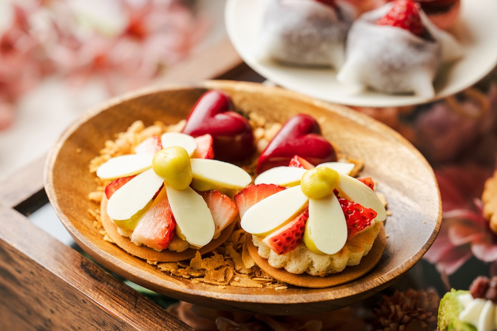 「STRAWBERRY × FLEUR AFTERNOON TEA」イメージ
