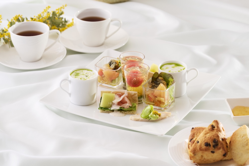 「ポム・ダダン アフタヌーンティー “メロンが誘う初夏の調べ”」イメージ