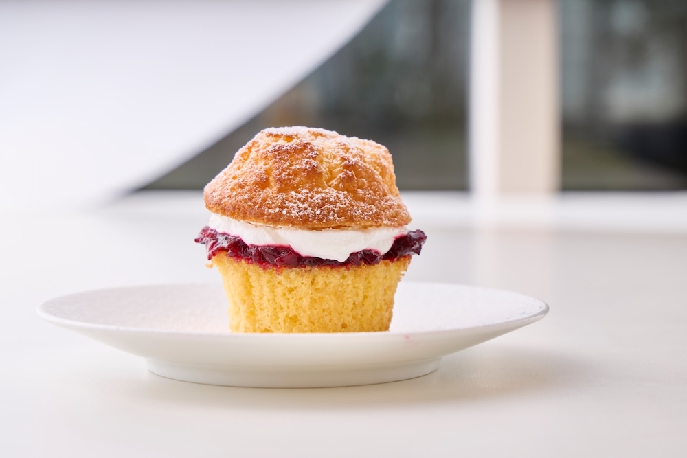 「ローゼルジャムのヴィクトリアケーキ」税込み750円