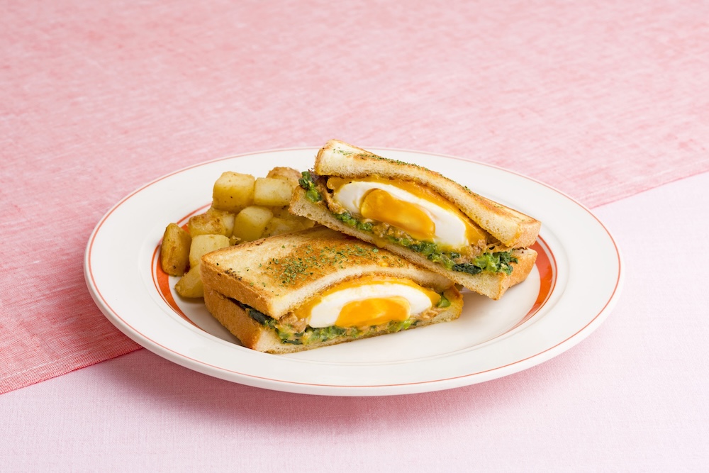 「カルアポークと菜の花のホットサンド」イートン・税込み1,848円