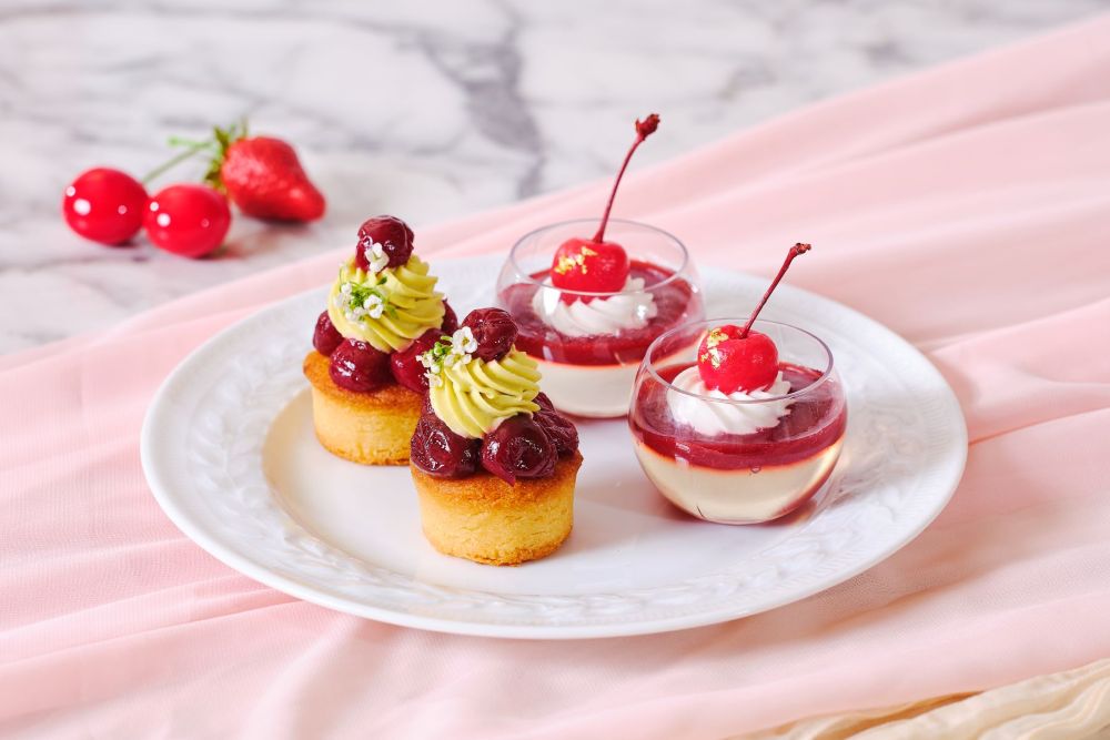 「春いちごと真っ赤なチェリーのアフタヌーンティー」イメージ