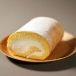 「木津川ロールケーキ」1296円