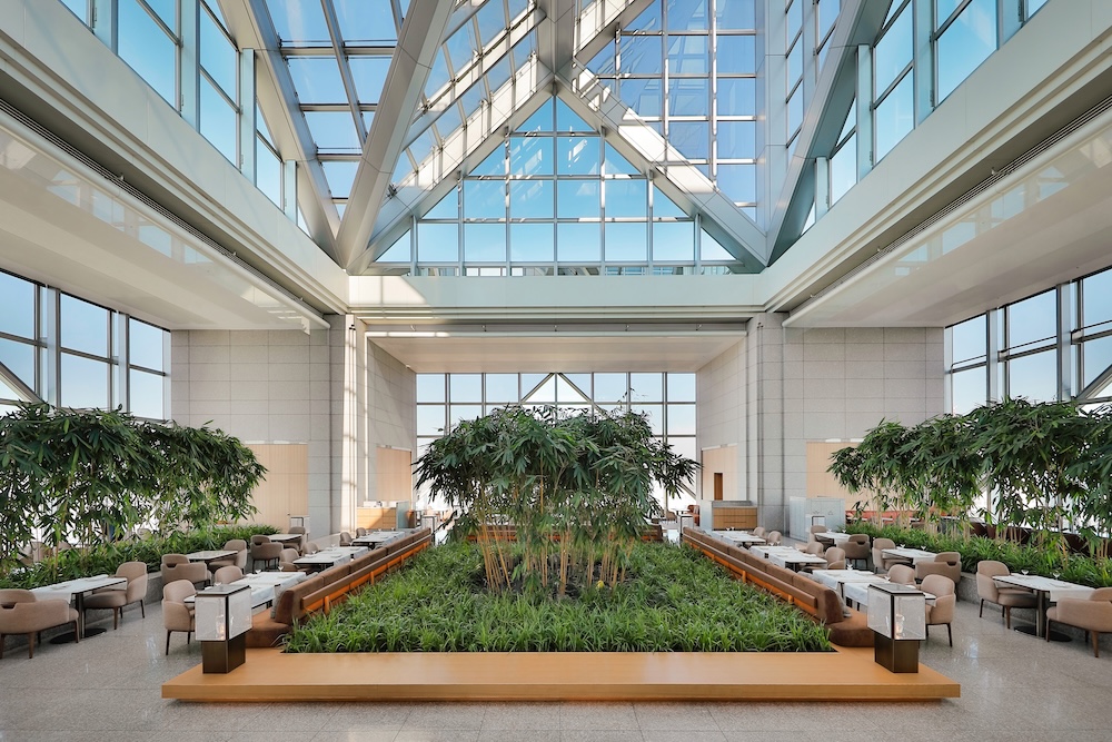 「パーク ハイアット 東京」の「ピーク ラウンジ」イメージ