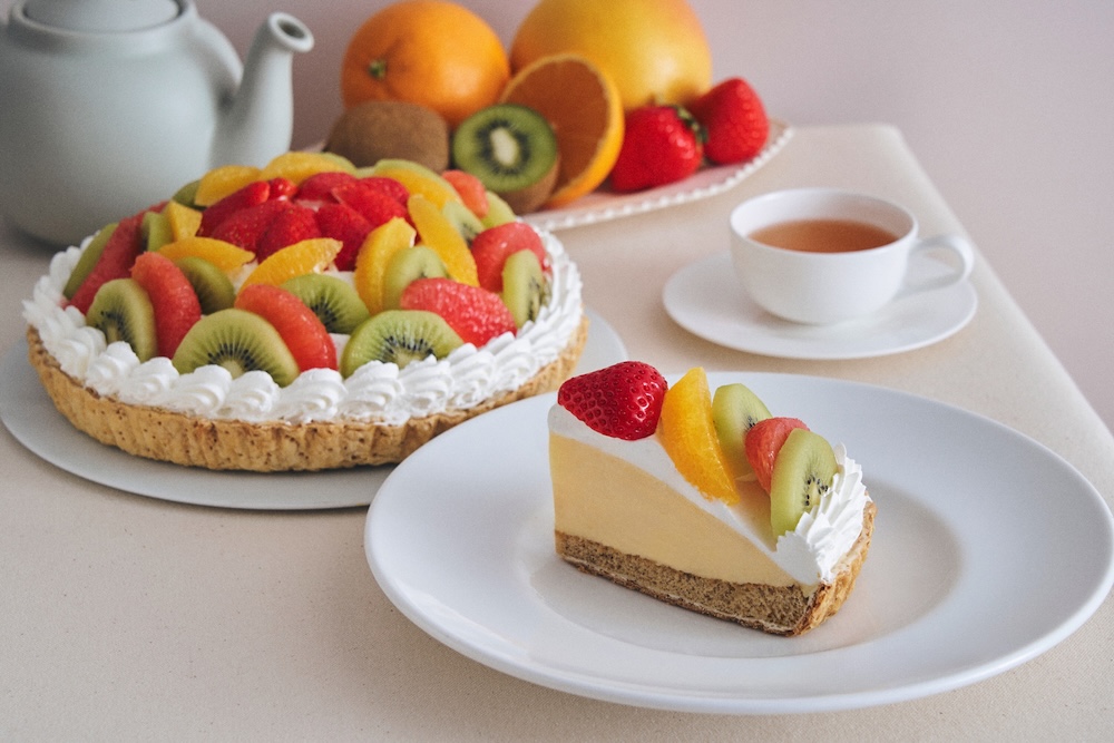 「ごろっと果実のフルーツケーキパイ」税込み1,210円