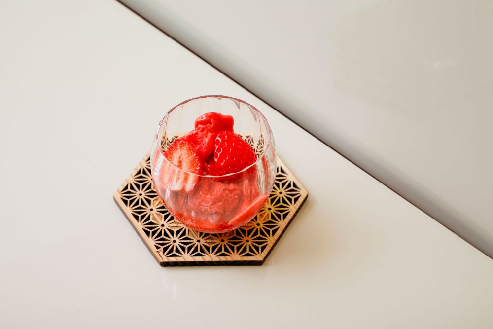 「桜アフタヌーンティー」平日・税込み6,600円、土日祝日・税込み7,260円（いずれも別途サービス料）