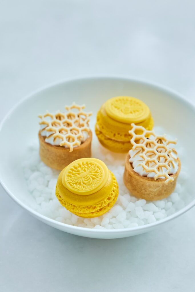 「ビー ドゥ ショーメ アフタヌンティー」イメージ