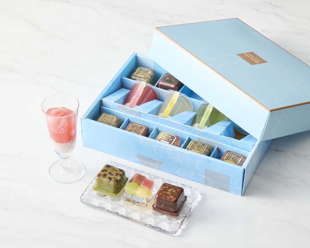 「フルーツフロート＆ショコラ水羊羹」14個入り・税込み5,400円