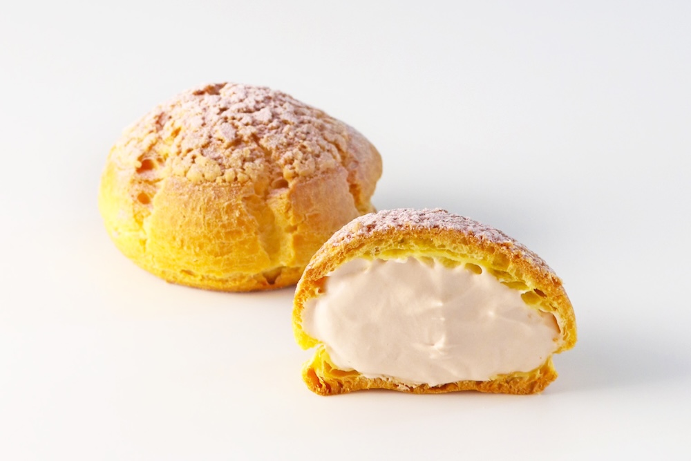 「あさぎりさくらミルクシュー」税込み450円