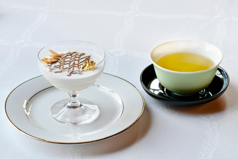 「初夏のフェニックスアフタヌーンティー」イメージ