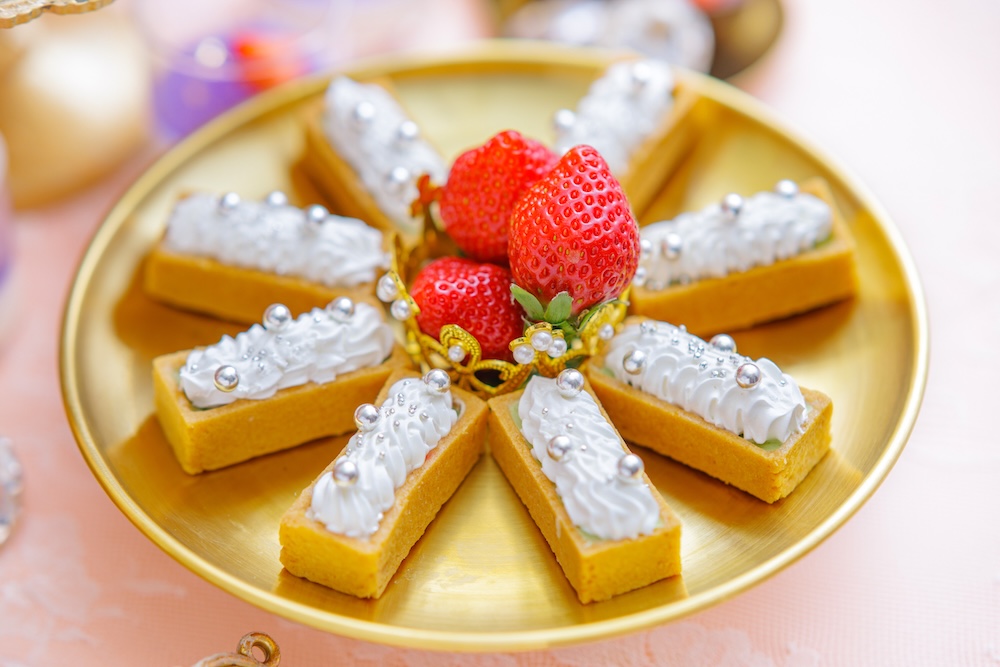 「スーパースイーツビュッフェ2026 ～ホテルでいちご狩り～」イメージ