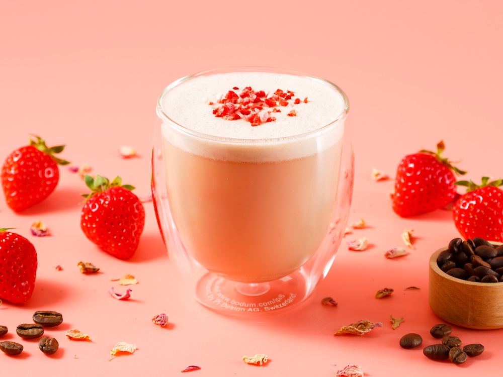 「丸山珈琲」のエキュート立川限定「練乳いちごラテ」税込み670円