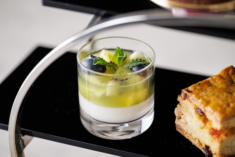 初夏限定アフタヌーンティーセットのイメージ