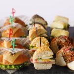 「『ホテルニューオータニ』×『リラックマ』スーパースイーツビュッフェ～ひだまりのメロン・マンゴー＆ハニー～」イメージ