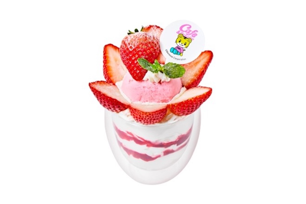 「ケーキパフェ ＆ Shimajiro」税込み1,540円(C)Benesse Corporation 1988-2026 / しまじろう