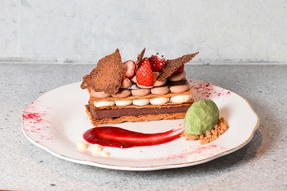 「苺とチョコレートのミルフィーユ」イメージ