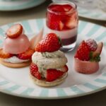 「いちごのアフタヌーンティー」月～木・税込み7,900円、金土日祝日・税込み8,400円（いずれもサービス料含む）